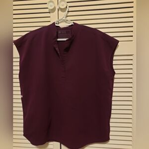 FIGS RAFAELA scrubs Medium Top